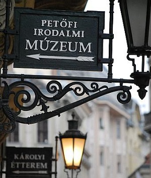 Új vezető a PIM élén