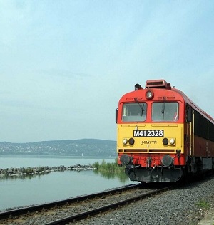 Peronversek a Balatonnál