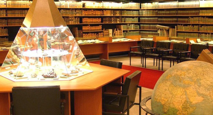 Egy európai viszonylatban is jelentős magyar ipartörténeti könyvtár históriája