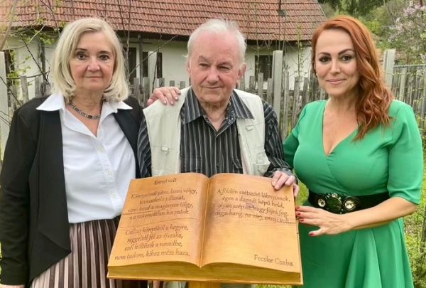 Játék az anyagtalannal