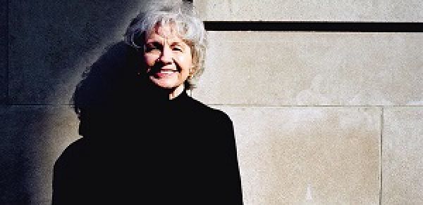 Elhunyt Alice Munro Nobel-díjas kanadai író