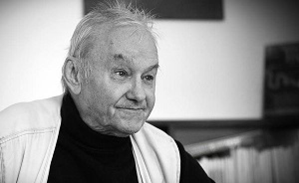 Leplezetlen őszinteség, gyermeki tisztaság